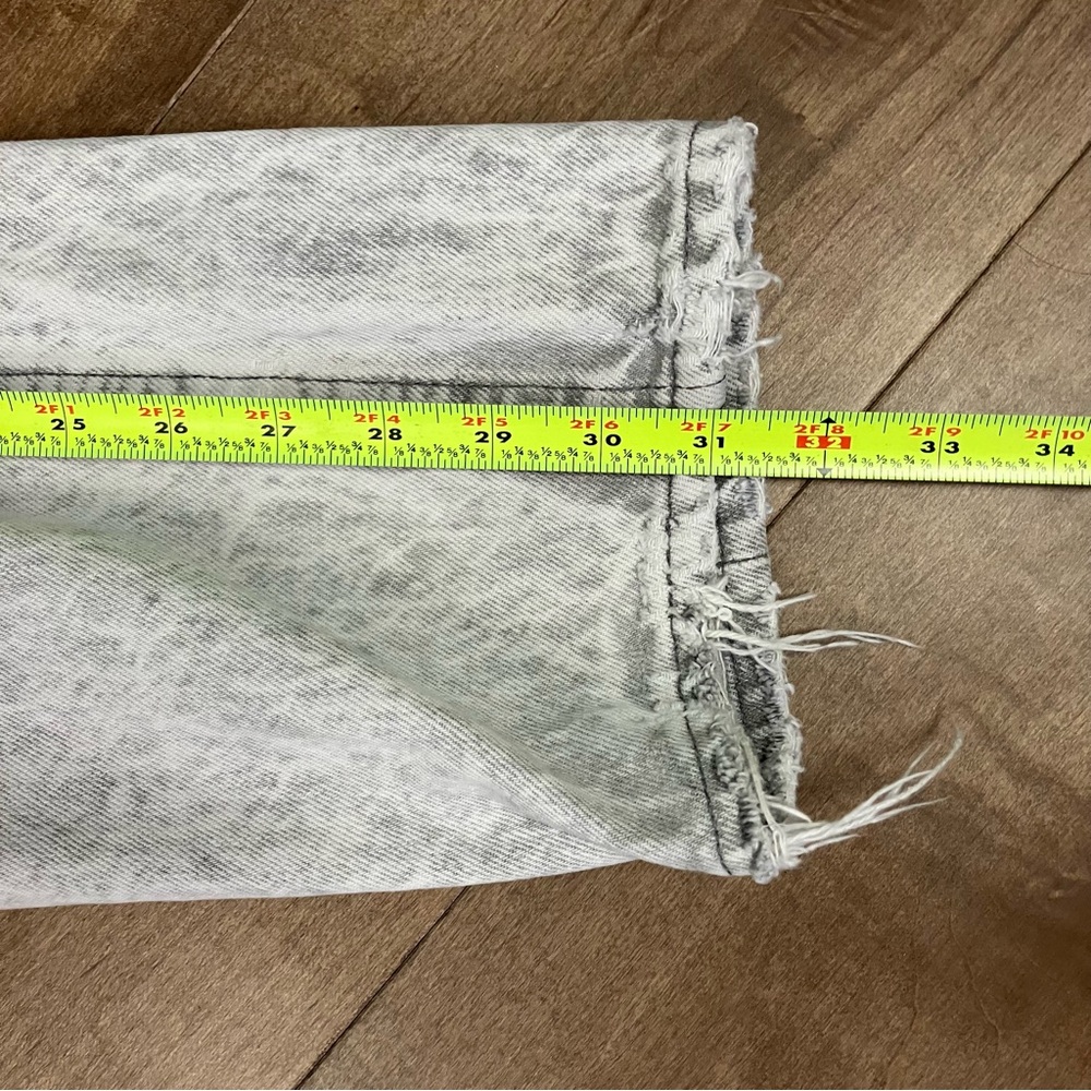 Vintage Levi’s Women’s 501 27x31 (tag 29x32) Gray White Denim Jeans Button Fly - Picture 11 of 15